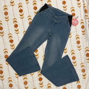 Indigo Rein Maternity Pull-On Flare Jeans NWT
